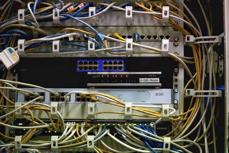 Connecteur RJ45, essentiel pour le câblage réseau professionnel